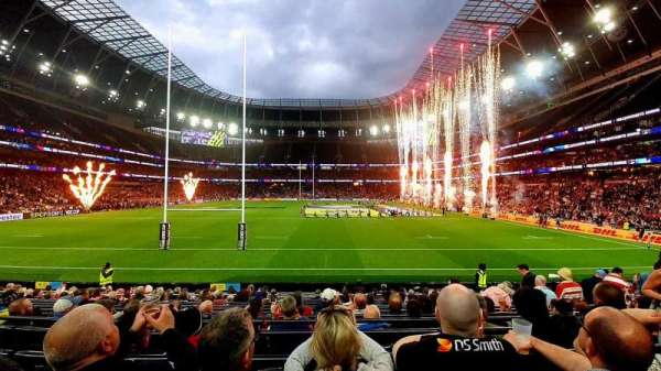 Tottenham Hotspur Stadium, bloc: 252, rangée: 14, place: 195