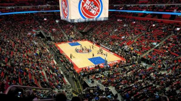 Little Caesars Arena, bloc: M4, rangée: 1, place: 16