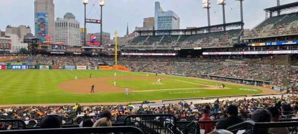 Comerica Park, bloc: 136A, rangée: D, place: 4
