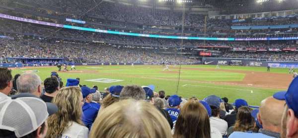 Rogers Centre, bloc: 116L, rangée: 10, place: 101
