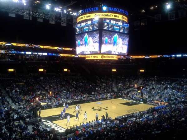 Barclays Center, bloc: 111, rangée: 7, place: 18