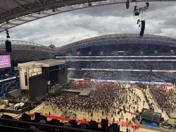 Allianz Stadium, Sydney, bloc: 414, rangée: P, place: 9