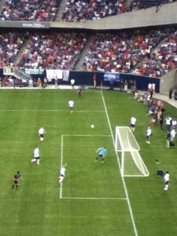 Soldier Field, bloc: 332, rangée: 12, place: 9