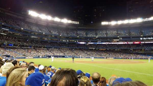 Rogers Centre, bloc: 113BL, rangée: 6, place: 105