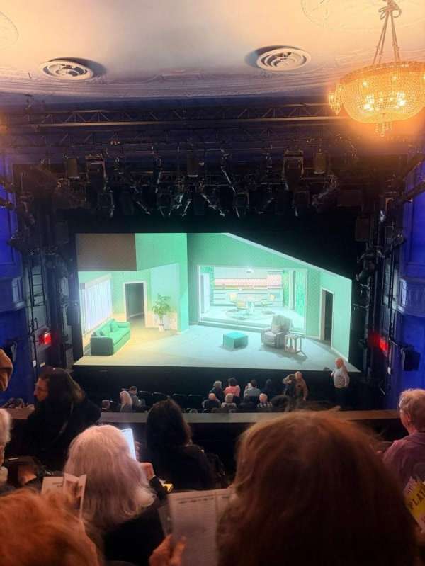 Hayes Theater, bloc: Mezzanine C, rangée: D, place: 104