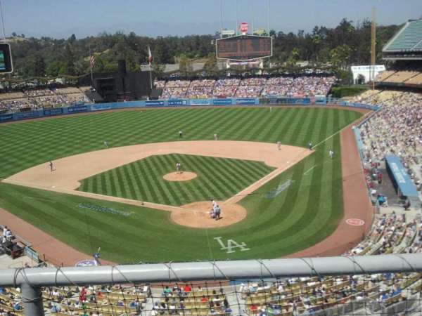Dodger Stadium, bloc: 3rs, rangée: b, place: 15