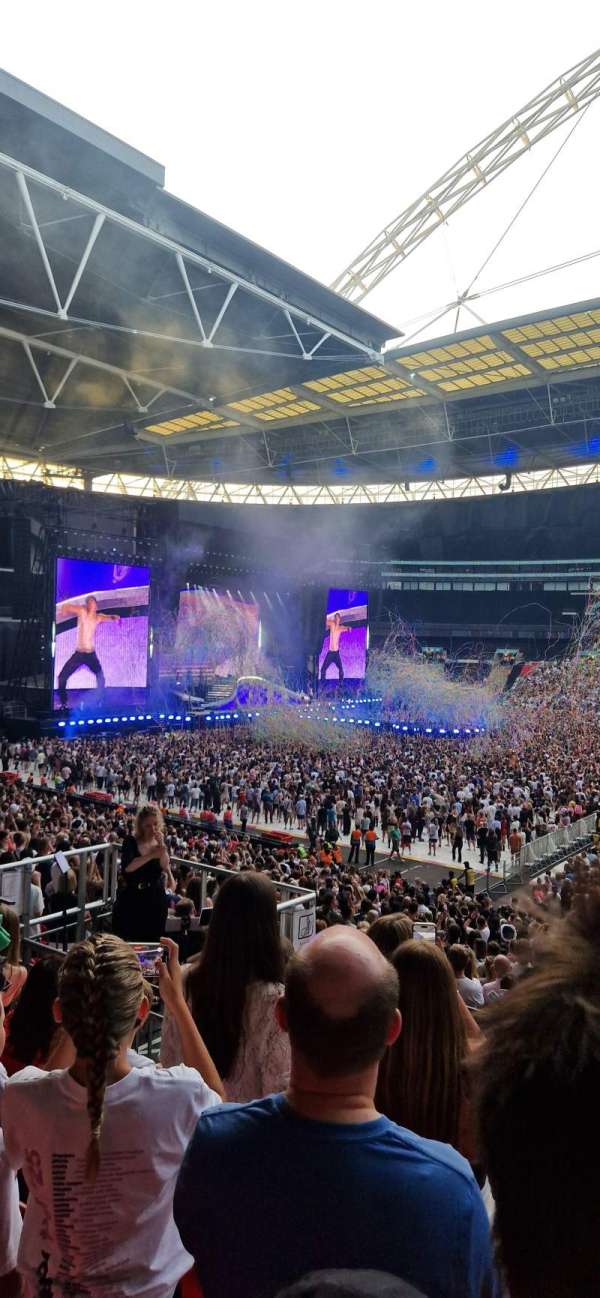 Wembley Stadium, bloc: 122, rangée: 35, place: 320