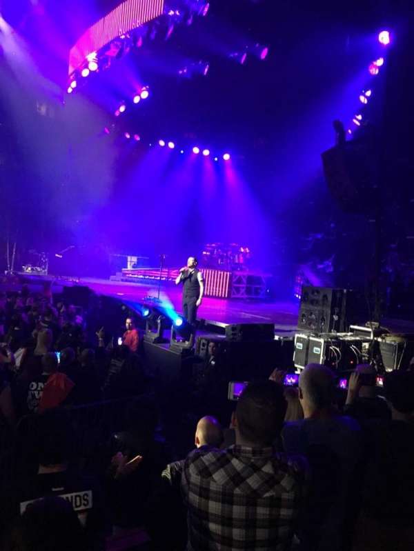 Xfinity Mobile Arena, bloc: 114, rangée: 4, place: 8