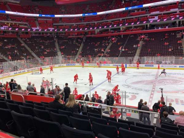 Little Caesars Arena, bloc: 122, rangée: 13, place: 8