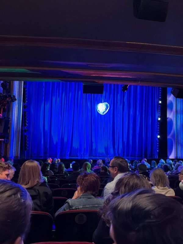 St. James Theatre, bloc: Orchestra L, rangée: Q, place: 13