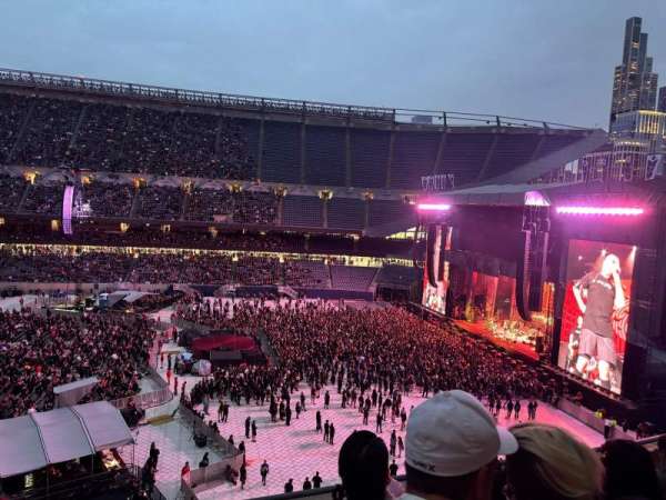 Soldier Field, bloc: 307, rangée: 4, place: 8