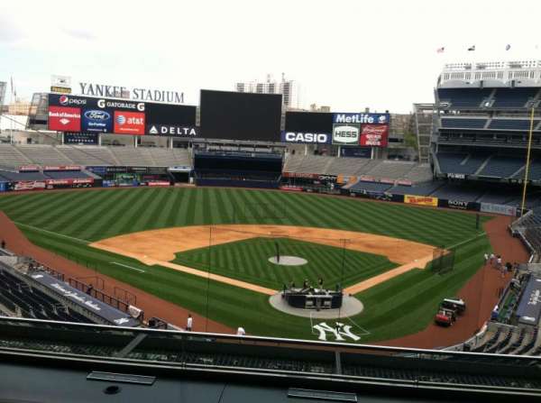 Yankee Stadium, bloc: Press Box