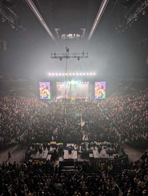Barclays Center, bloc: 215, rangée: 1, place: 25
