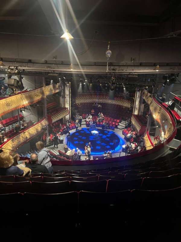 The Old Vic, bloc: Baylis Circle, rangée: H, place: 26