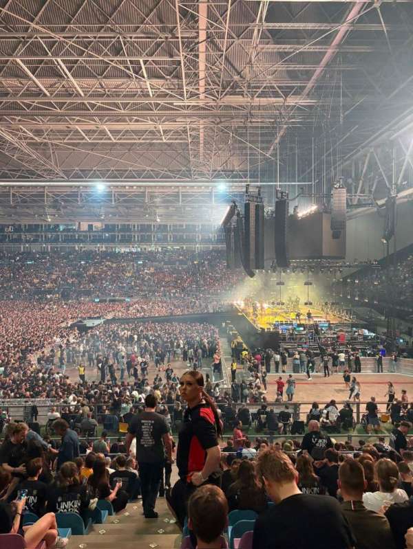 Gelredome, bloc: 122, rangée: 13