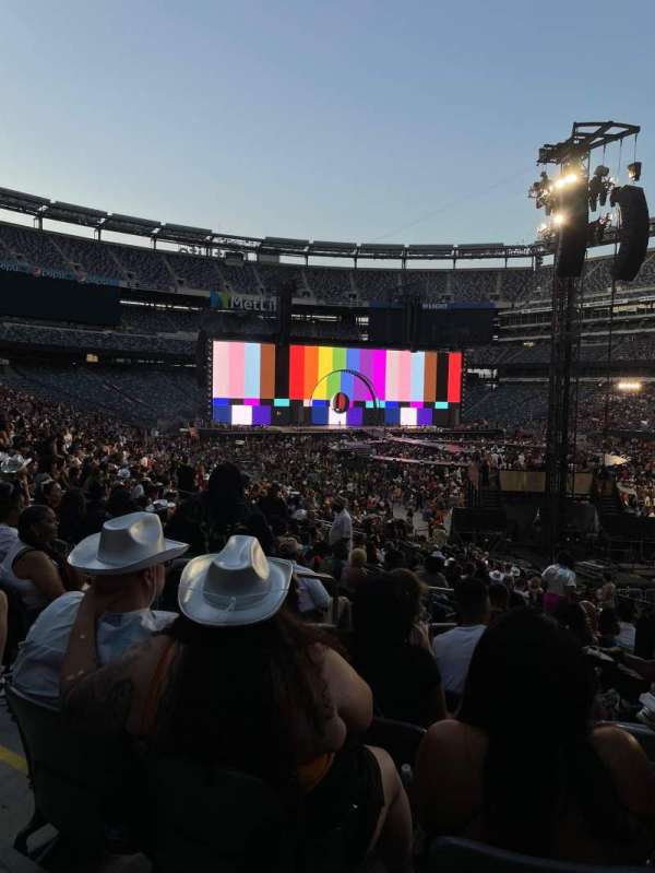 MetLife Stadium, bloc: 131, rangée: 28, place: 28