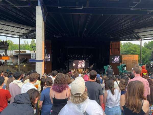 Merriweather Post Pavilion, bloc: Lawn