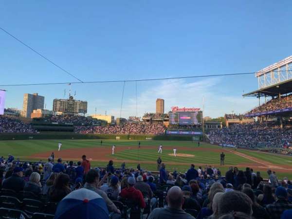 Wrigley Field, bloc: 113, rangée: 13, place: 2