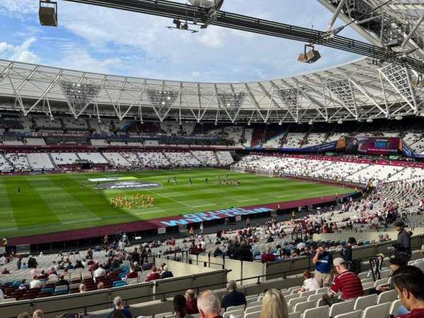 London Stadium, bloc: 233, rangée: 41, place: 511