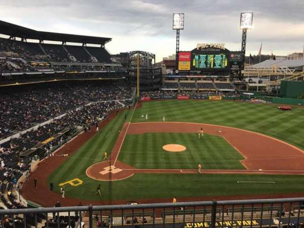 PNC Park, bloc: 211, rangée: C, place: 15