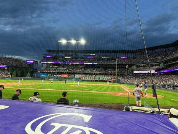Coors Field, bloc: 136, rangée: 5, place: 1
