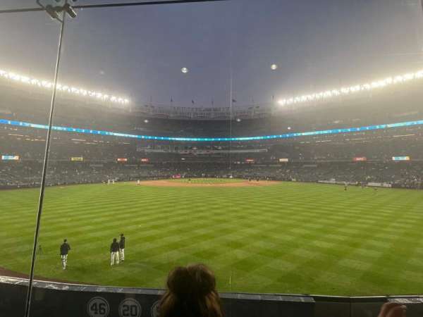 Yankee Stadium, bloc: Pepsi Lounge, rangée: 2