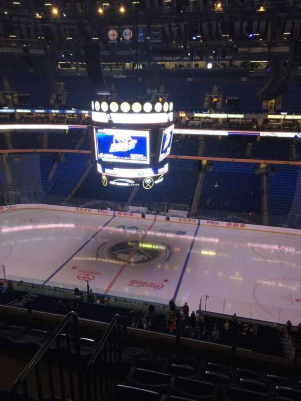KeyBank Center, bloc: 305, rangée: 7, place: 9