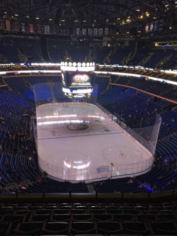 KeyBank Center, bloc: 300, rangée: 9, place: 11