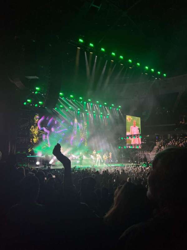 Honda Center, bloc: 208, rangée: F, place: 10