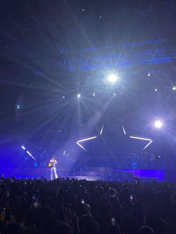 Zénith Paris, bloc: R, rangée: 6, place: 232