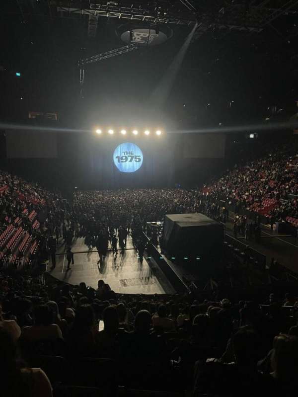 Centre Bell, bloc: 120, rangée: G, place: 4