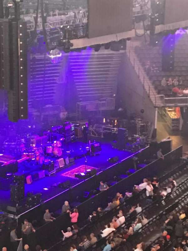 State Farm Arena, bloc: 223, rangée: C, place: 7