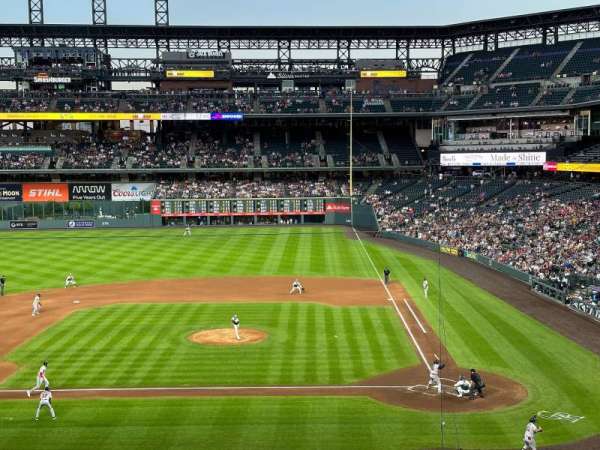 Coors Field, bloc: 234, rangée: 4, place: 4