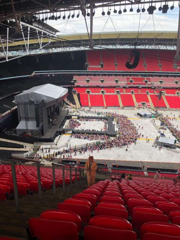 Wembley Stadium, bloc: 529, rangée: 34, place: 72
