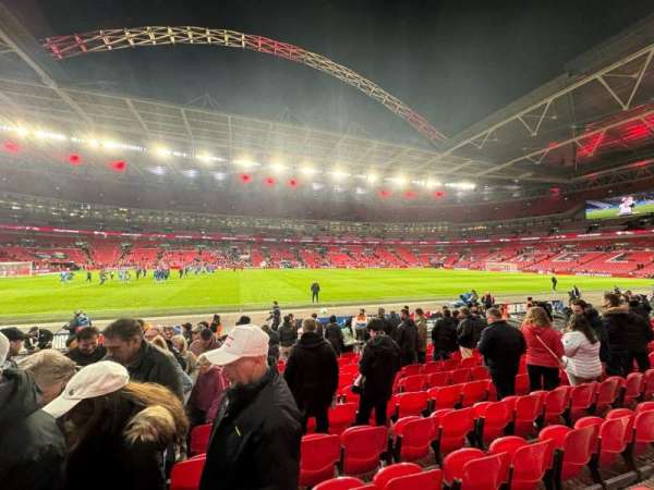 Wembley Stadium, bloc: 124, rangée: 11, place: 37