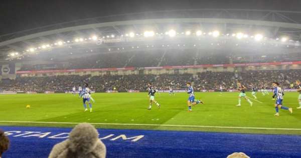 American Express Stadium, bloc: W1B, rangée: D, place: 54