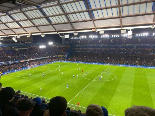 Stamford Bridge, bloc: East Stand Upper 5, rangée: 15, place: 54