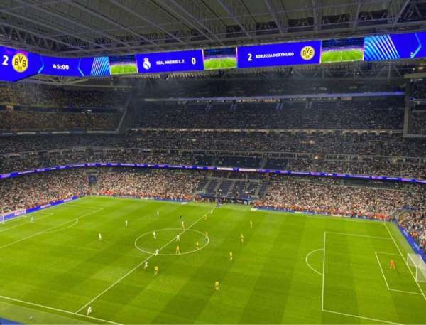 Santiago Bernabéu Stadium, bloc: 508, rangée: 6, place: 19