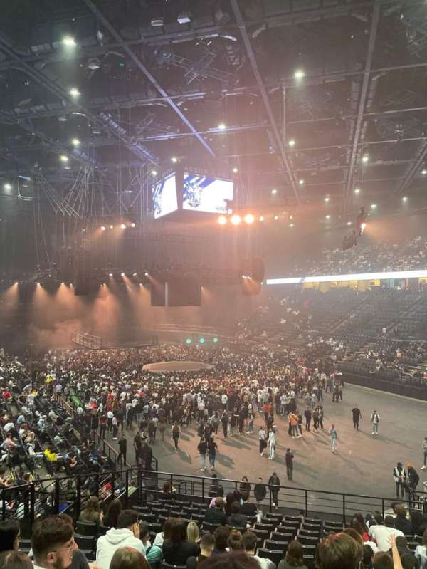 Accor Arena, bloc: Gradin T, rangée: 5, place: 4