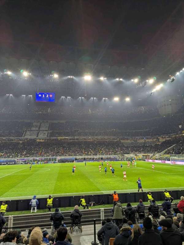 San Siro, bloc: 159, rangée: 8, place: 14