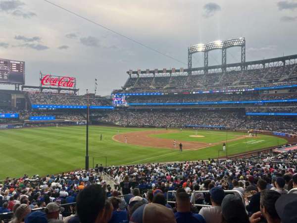 Citi Field, bloc: 127, rangée: 31, place: 4