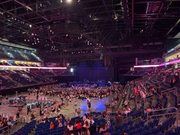 Uber Arena, bloc: 202, rangée: 20, place: 7