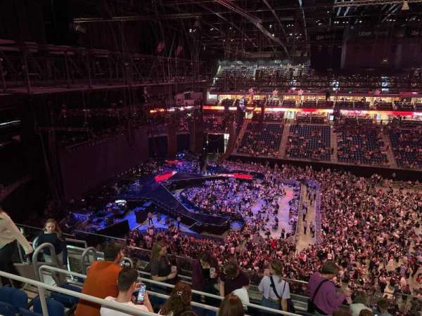 Uber Arena, bloc: 403, rangée: 8, place: 10