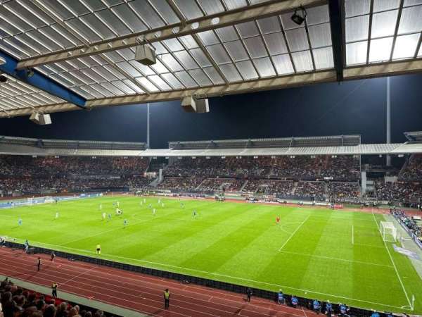Max-Morlock-Stadion, bloc: 14, rangée: 9, place: 19