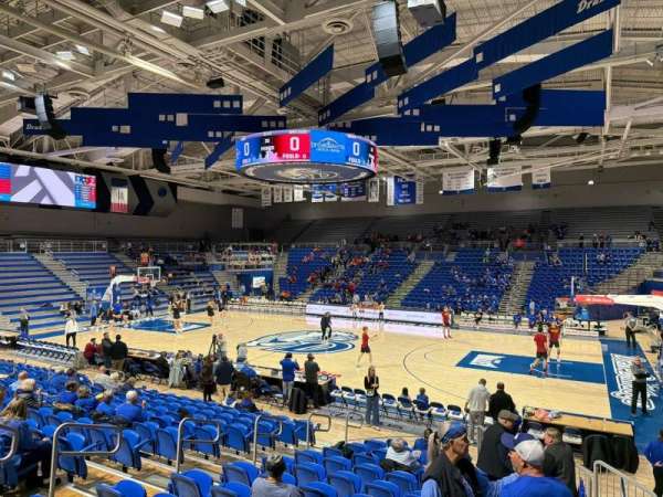 Knapp Center, bloc: 101, rangée: 13, place: 7