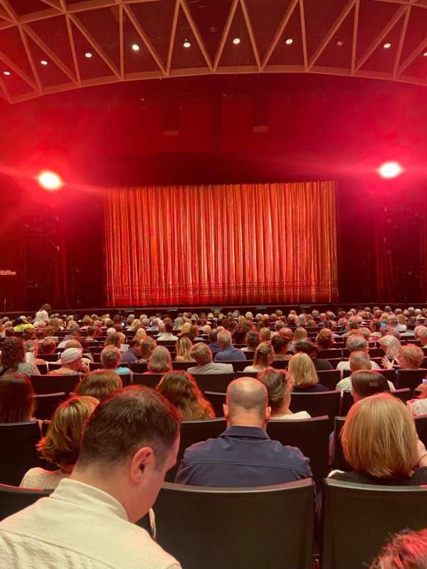 Chrysler Hall, bloc: Floor Orchestra C, rangée: L, place: 25