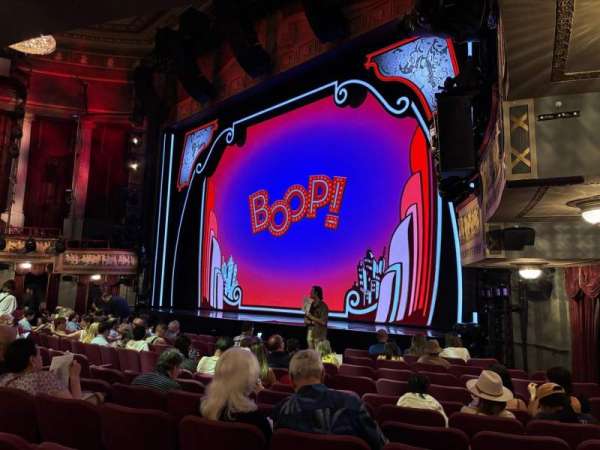 Broadhurst Theatre, bloc: Orchestra R, rangée: L, place: 24