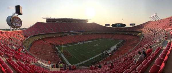 Arrowhead Stadium, bloc: 307, rangée: 17, place: 16