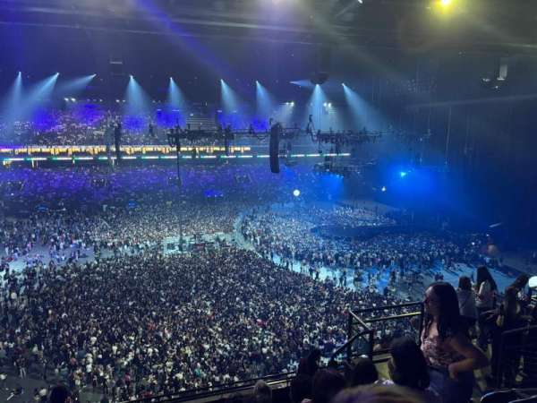 Paris La Défense Arena, bloc: 418, rangée: 50, place: 7