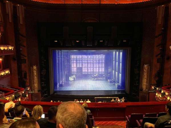 Prince Edward Theatre, bloc: Dress Circle, rangée: F, place: 18